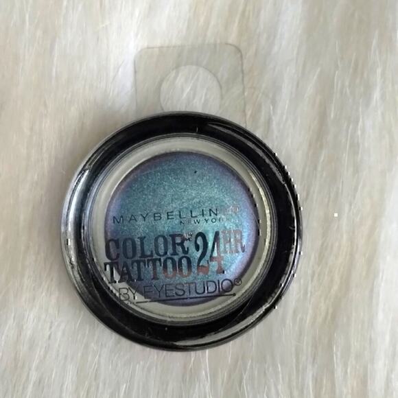Maybelline New York Color Tattoo 24hr Eyeshadow NWT Blue Paradise #15 - Picture 1 of 3